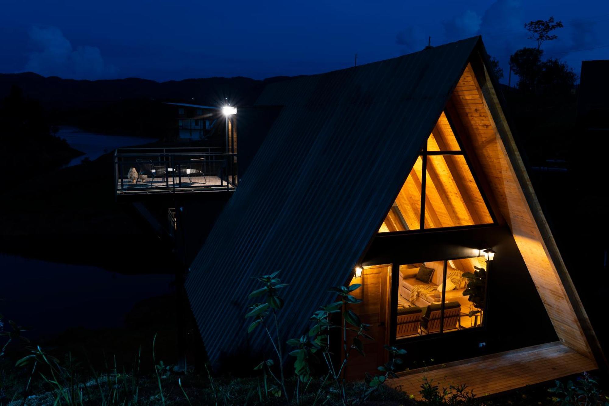 Gretel Chalets Suizo Guatapé Extérieur photo