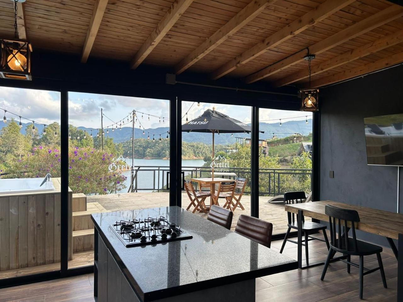 Gretel Chalets Suizo Guatapé Extérieur photo